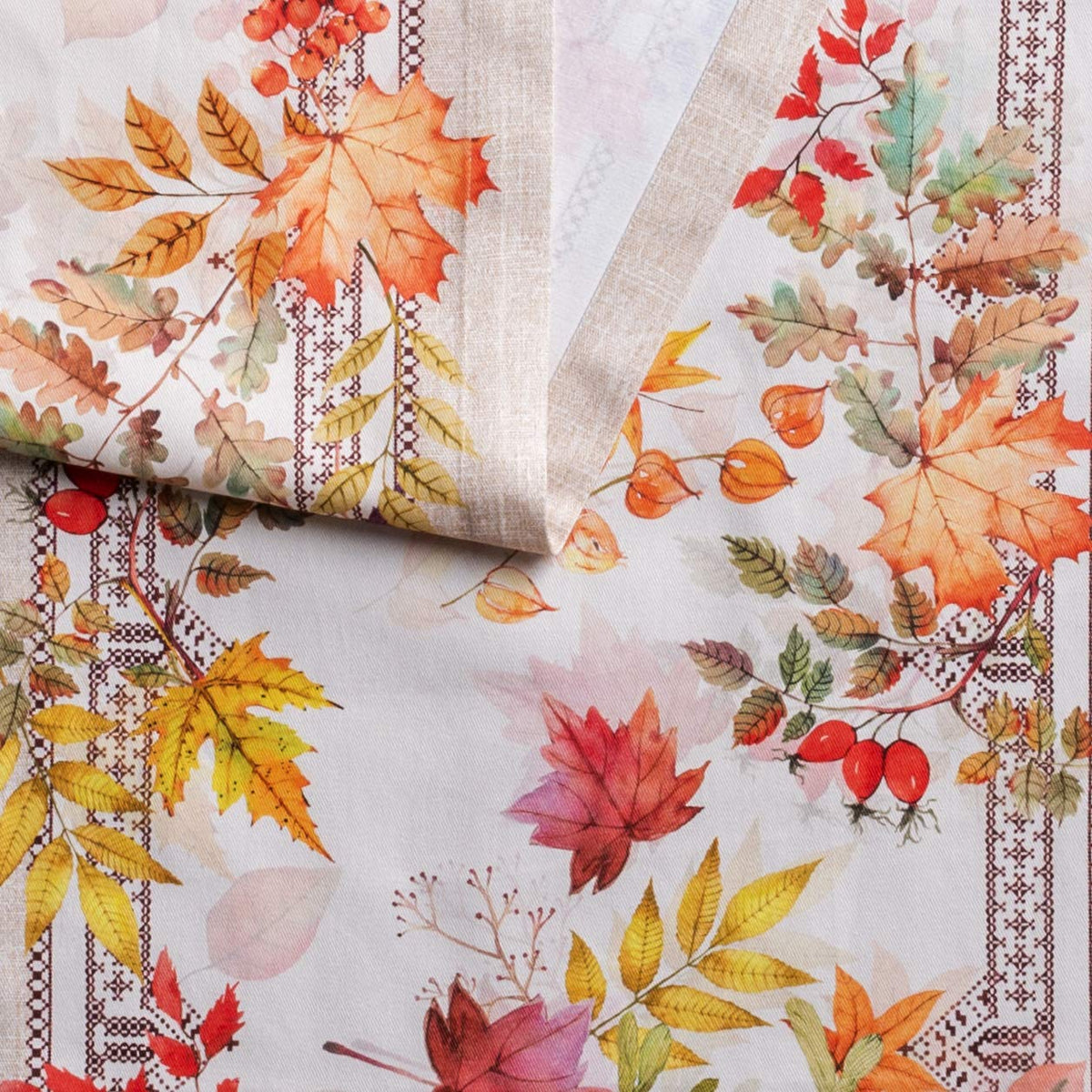 Amarante Table Runners