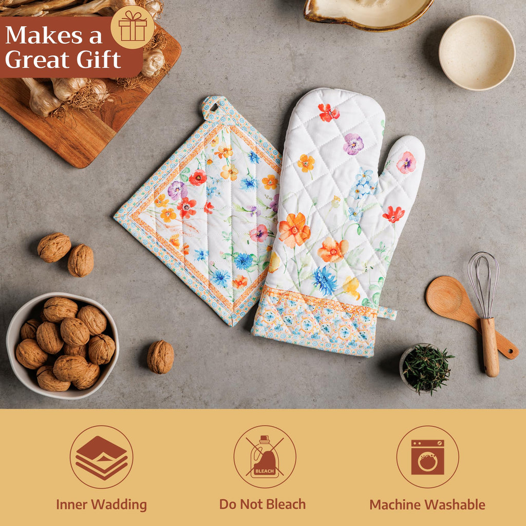 Summer Whisper Oven Mitts