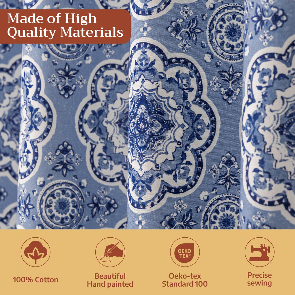 Melodie bleue Shower Curtains