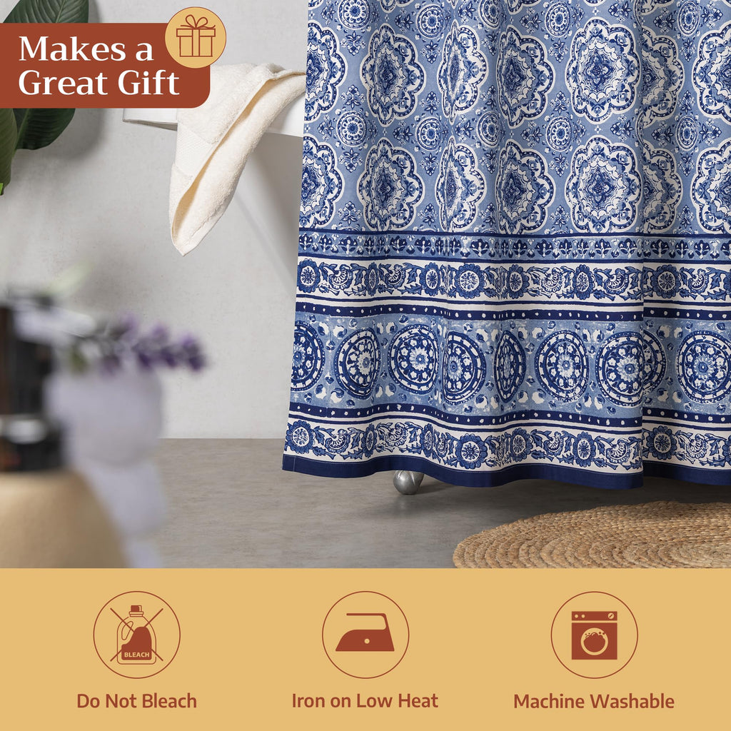 Melodie bleue Shower Curtains