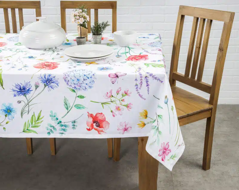 Just Floral Tablecloth