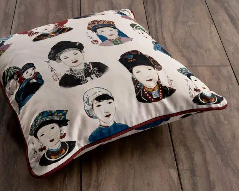 Pupeo People Cushion Square