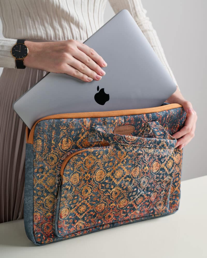 Imperfection Laptop Bag with Pocket