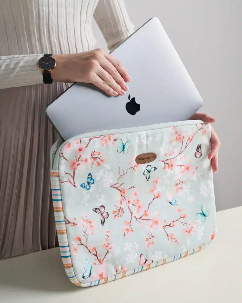 Blossoms in Spring Basic Laptop Bag