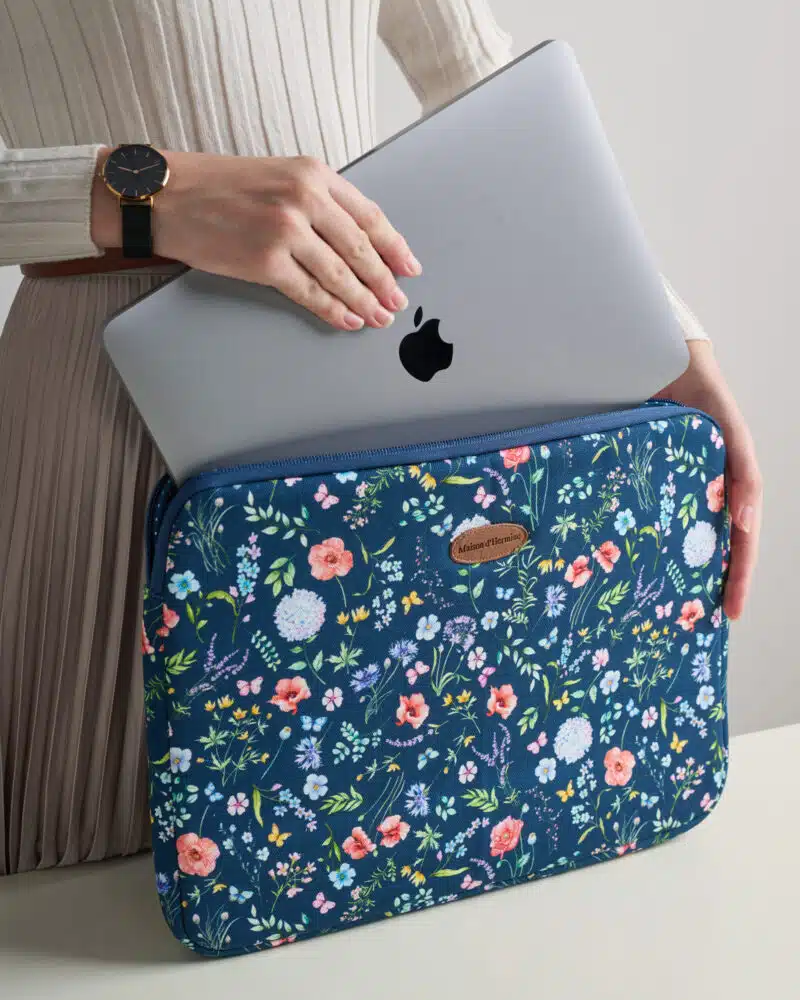 Just Floral Basic Laptop Bag