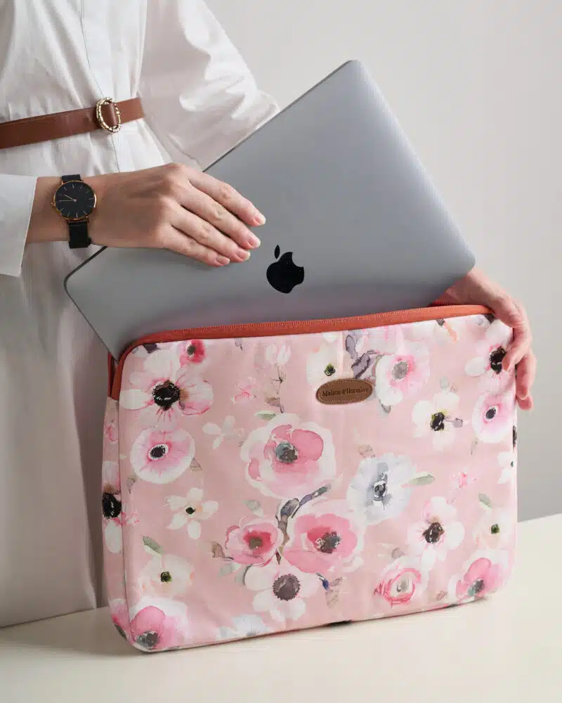 Romantic Poppy Basic Laptop Bag