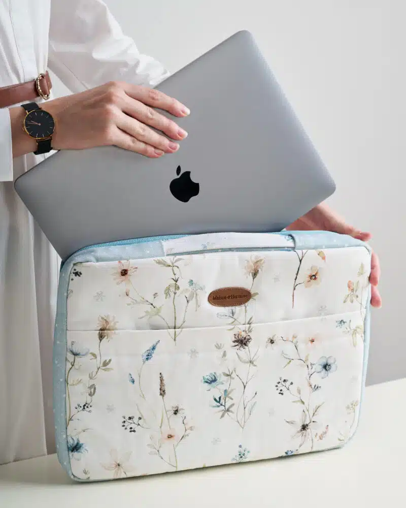 Ice Florals Laptop Bag with Sleeve and Handle