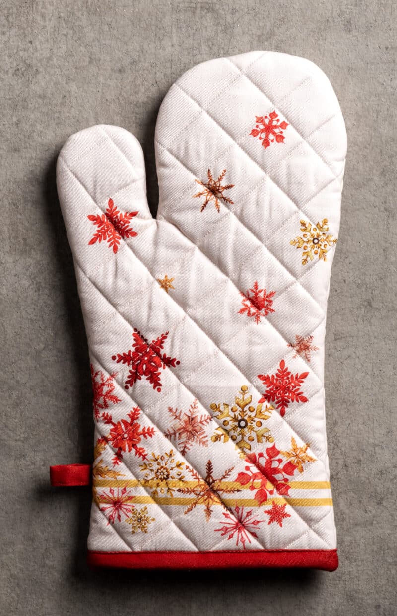 Crystal Star Oven Mitt