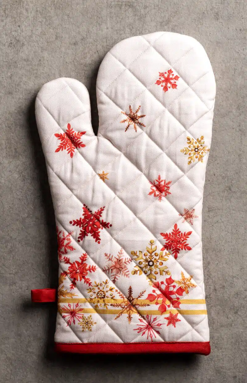 Crystal Star Oven Mitt