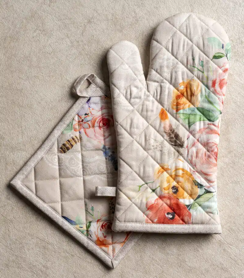 Ibiza Beige Glove & Potholder