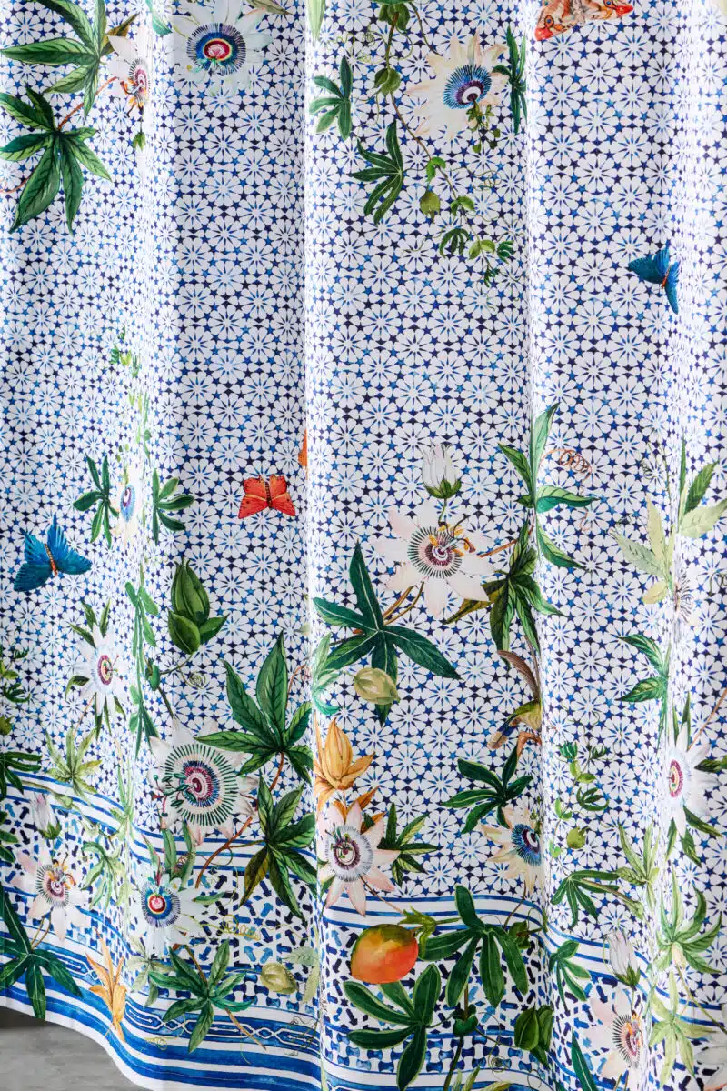 Passiflora Shower Curtain