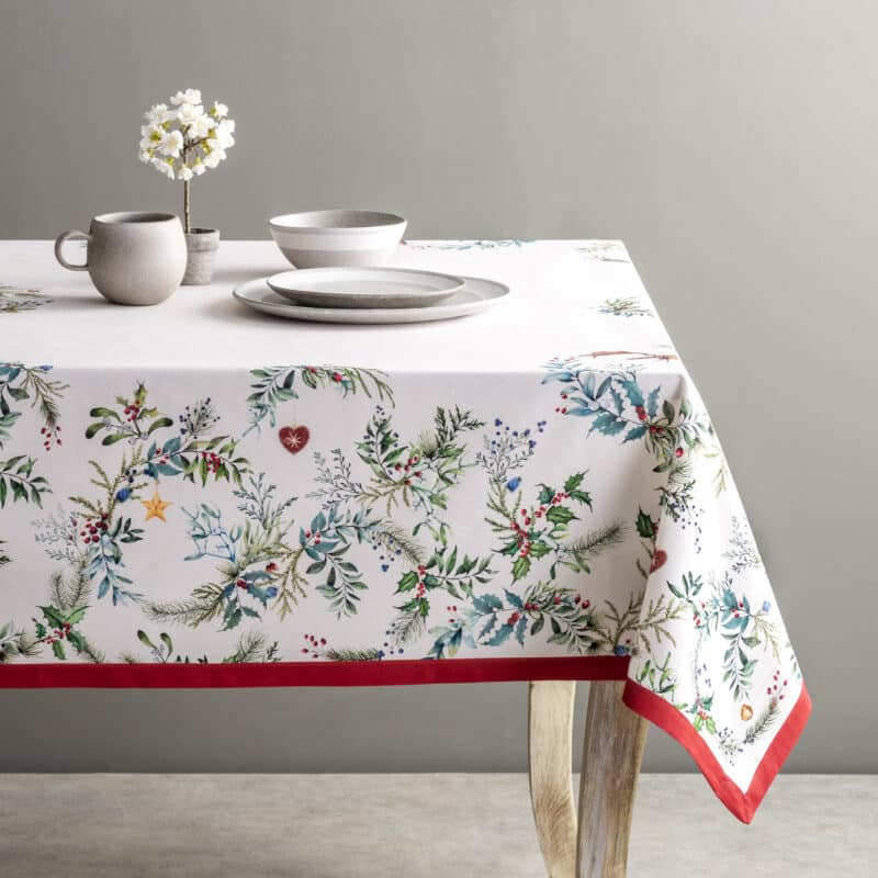 Holly Time Tablecloth