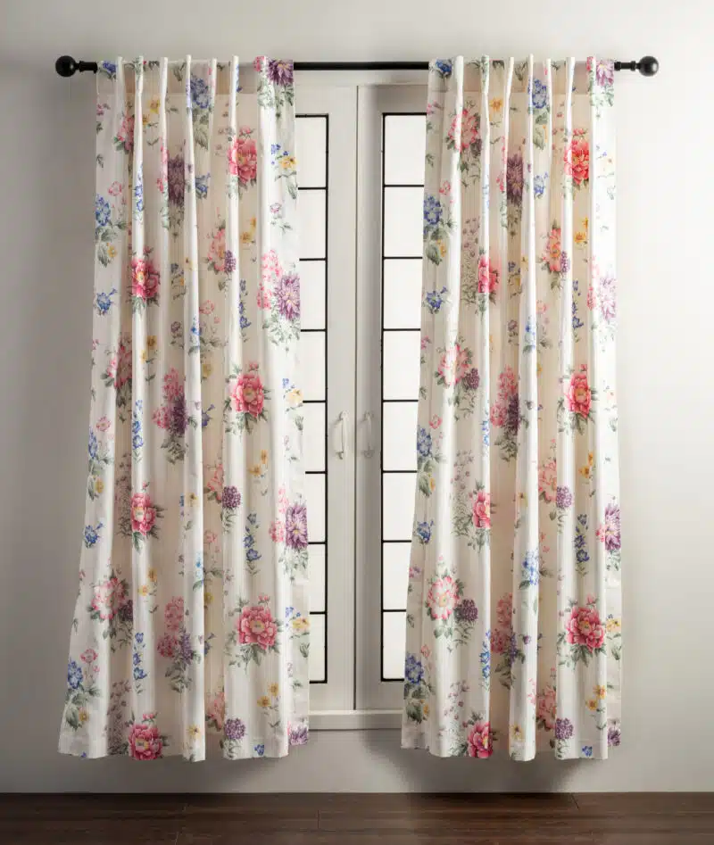 Swyncombo Curtain Multi