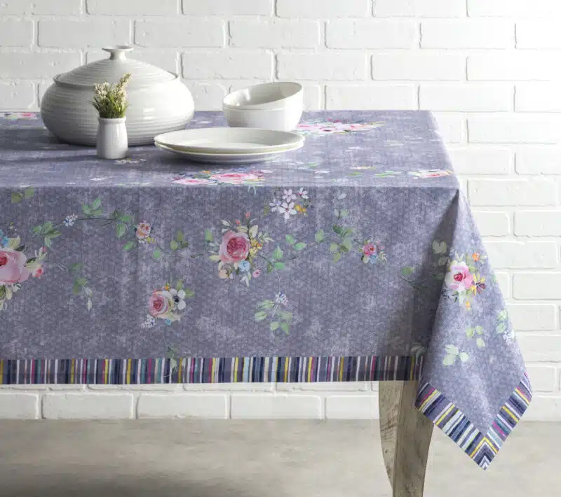 Sweet Rose Lavender Country Garden Tablecloth