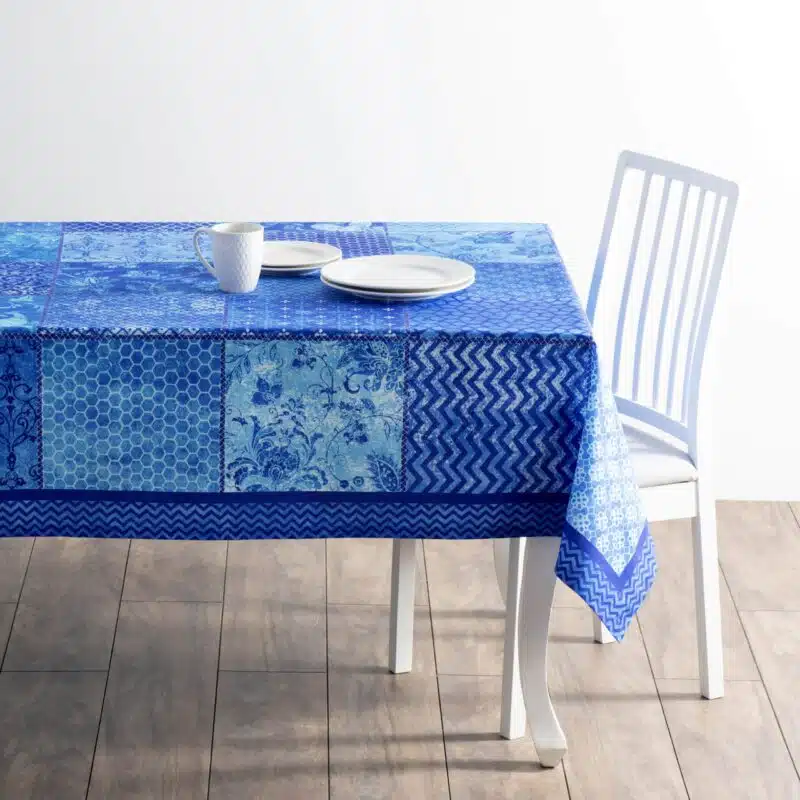 Indigo love Tablecloth