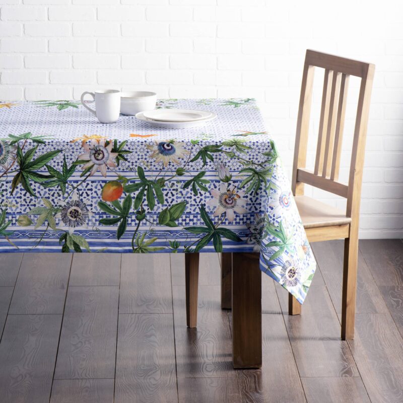Passiflora Tablecloth