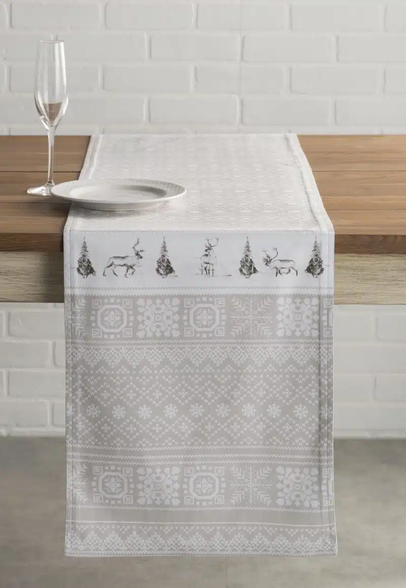 Cozy Christmas Table runner