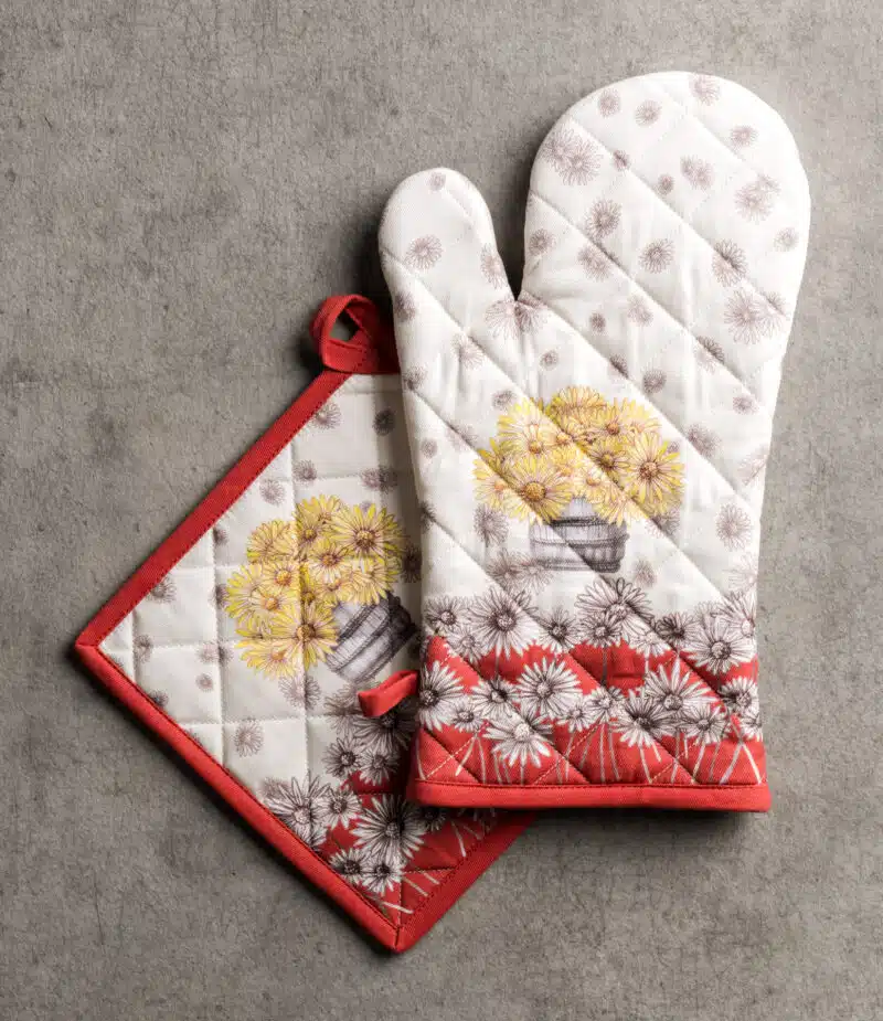 Bagatelle Glove & Potholder