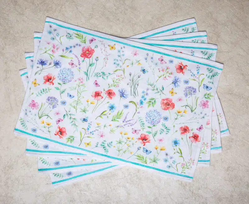 JUST FLORALS Placemat