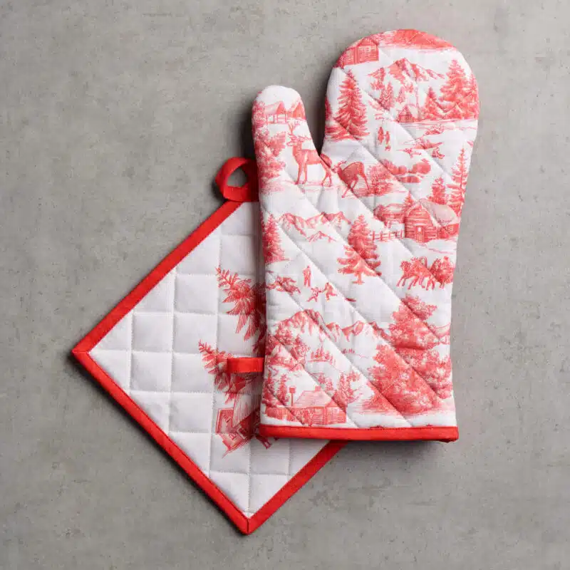 Winter Jouy Glove & Potholder