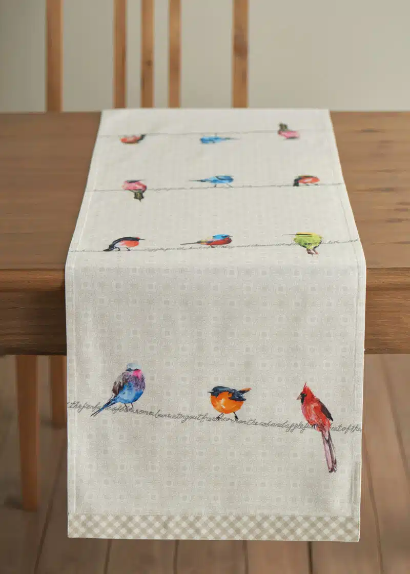 Birdies On Wire Table Runner