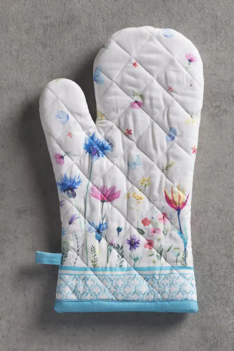 Flower In The Field Oven Mitt