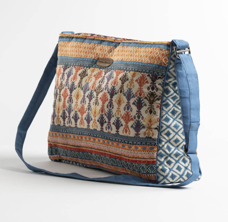 Ikat-Iktan Hand Bag