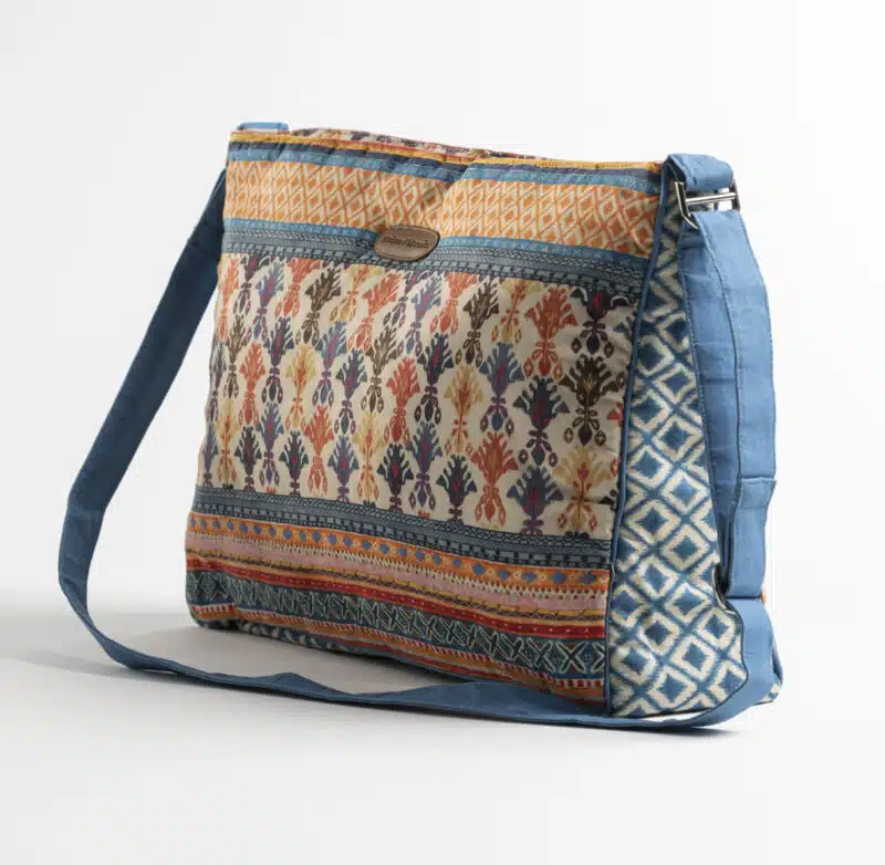 Ikat-Iktan Hand Bag