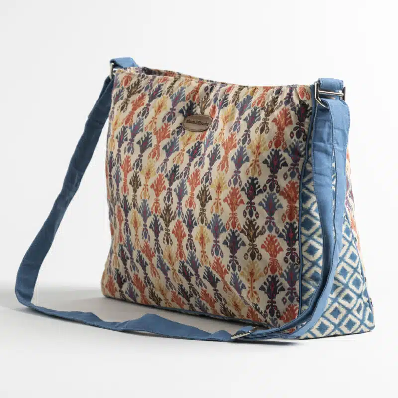 Ikat-Dikat Hand Bag