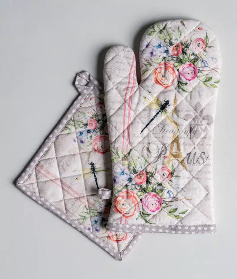 Champ De Mars Glove & Potholder