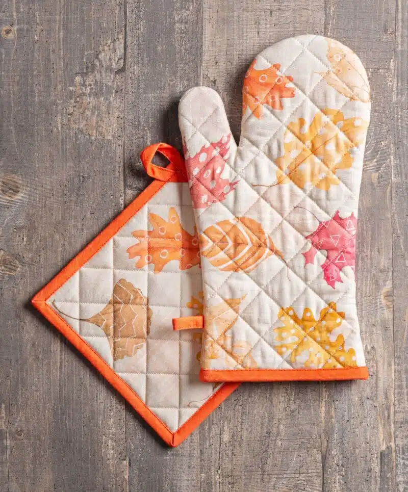 Colors of Autumn Glove & Potholder
