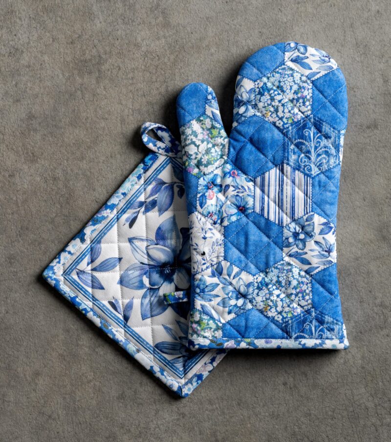 Summer Blues Glove & Potholder