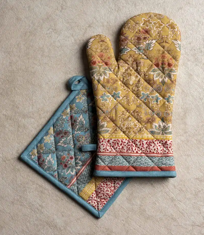 Marquise Glove & Potholder