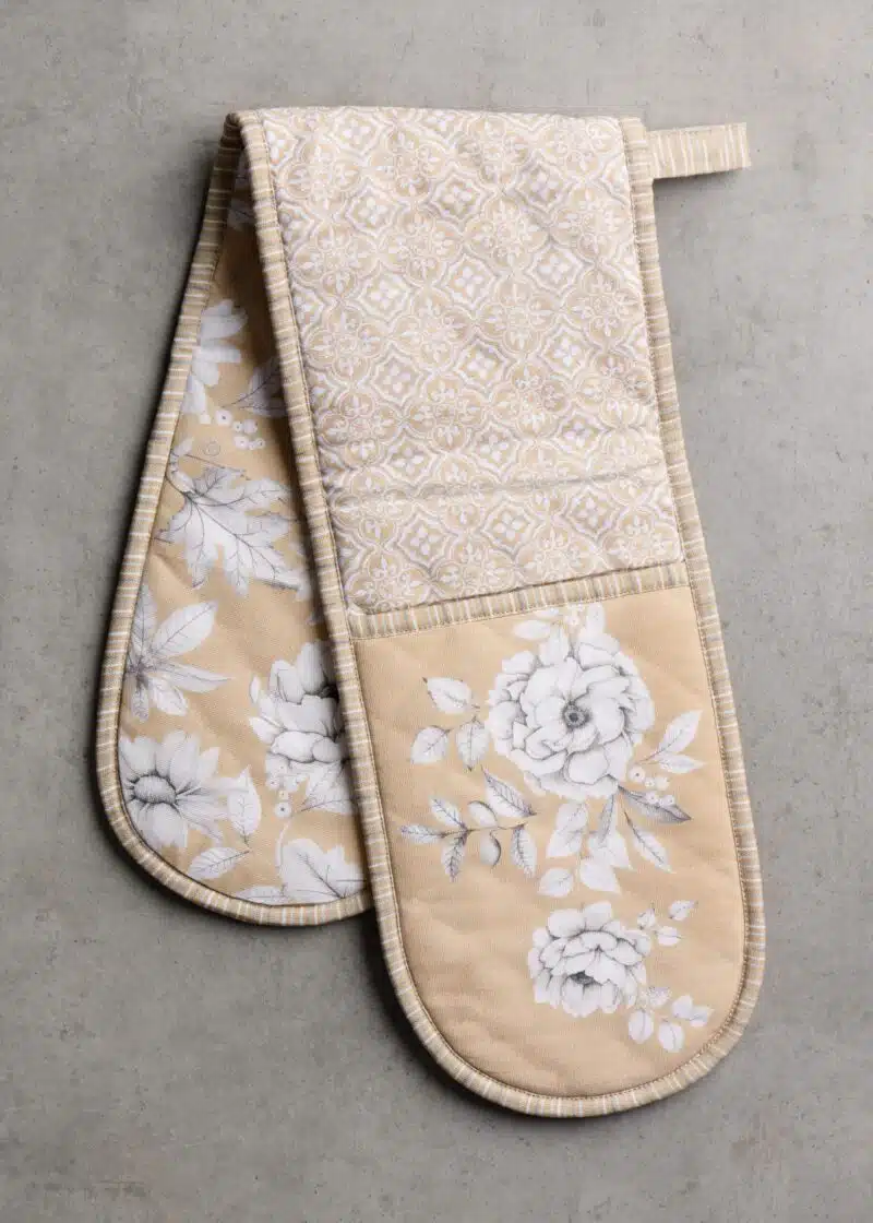 Pretty Autumn Double Glove