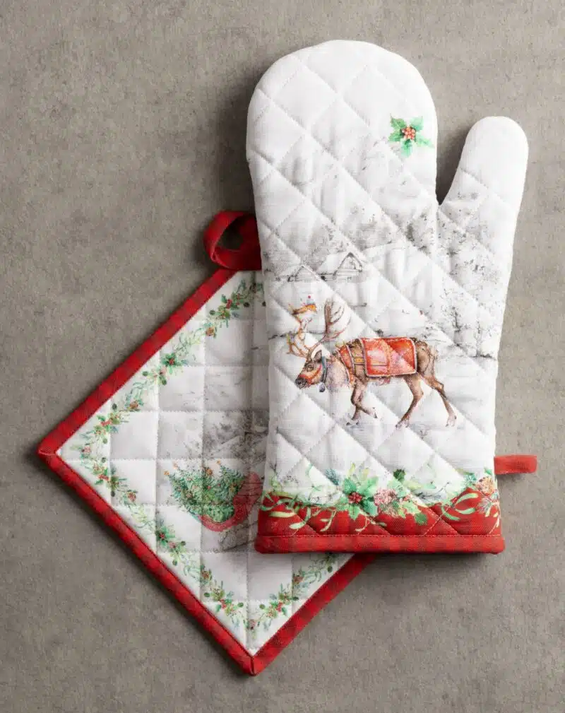 Christmas Tradition Glove & Potholder