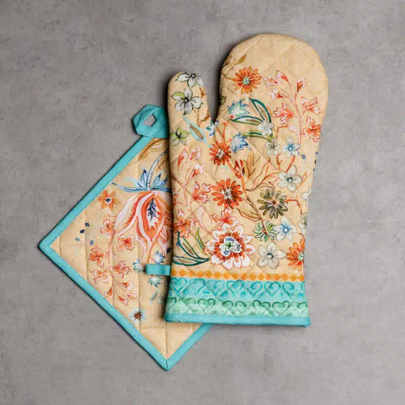 Luxury Loft – Peach Glove & Potholder